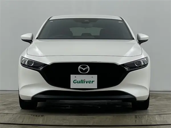 2021 Mazda 3 Fastback — photo 8 | Tuminion Kenya
