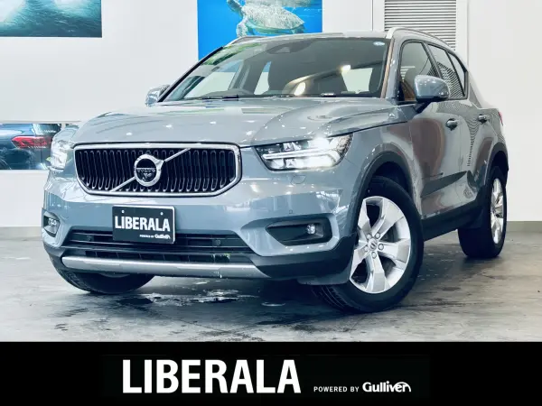 2021 Volvo Xc40 — photo 1