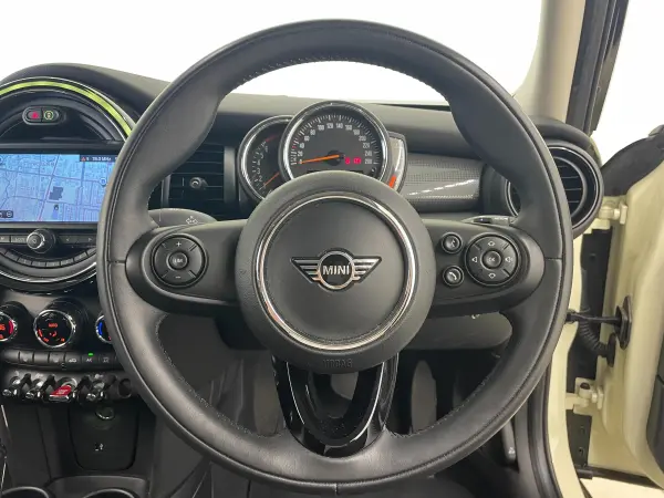 2019 Mini Cooper — photo 3 | Tuminion Kenya