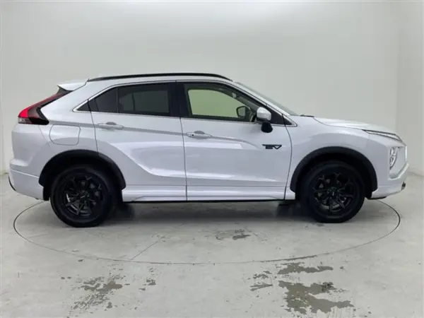 2020 Mitsubishi Eclipse Cross — photo 9 | Tuminion Kenya