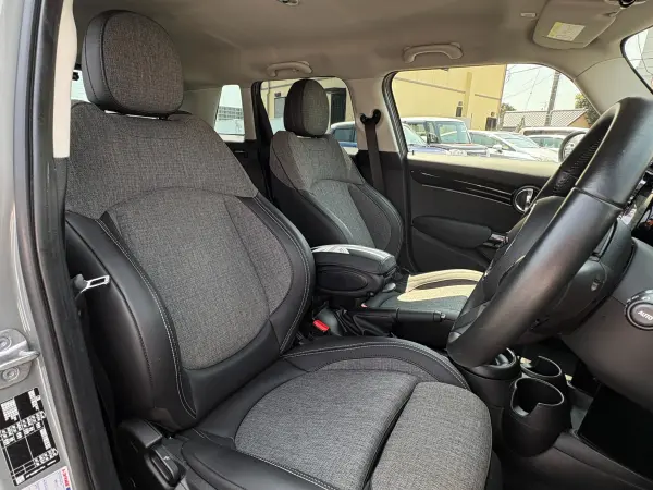 2022 Mini Cooper — photo 7 | Tuminion Kenya