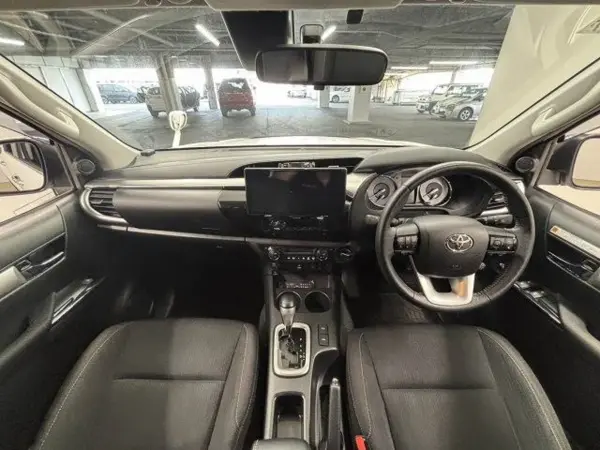 2022 Toyota Hilux — photo 2 | Tuminion Kenya