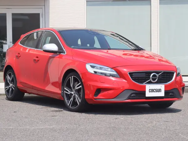 2020 Volvo V40 — photo 7 | Tuminion Kenya