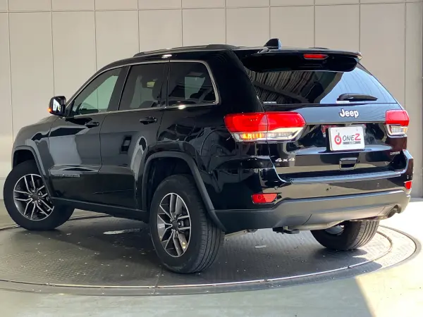 2021 Jeep Grand Cherokee — photo 2 | Tuminion Kenya
