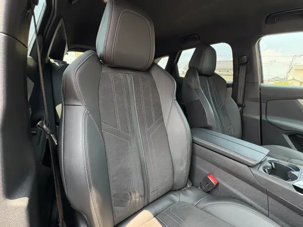 2021 Peugeot 3008 — photo 8 | Tuminion Kenya