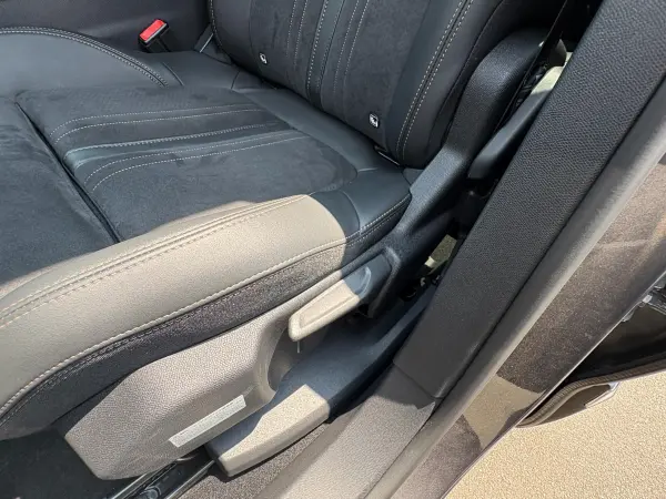 2021 Peugeot 3008 — photo 9 | Tuminion Kenya