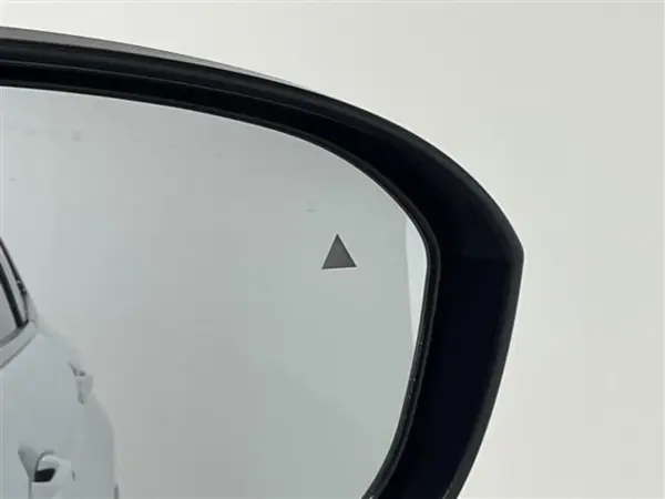 2023 Mitsubishi Outlander — photo 7 | Tuminion Kenya
