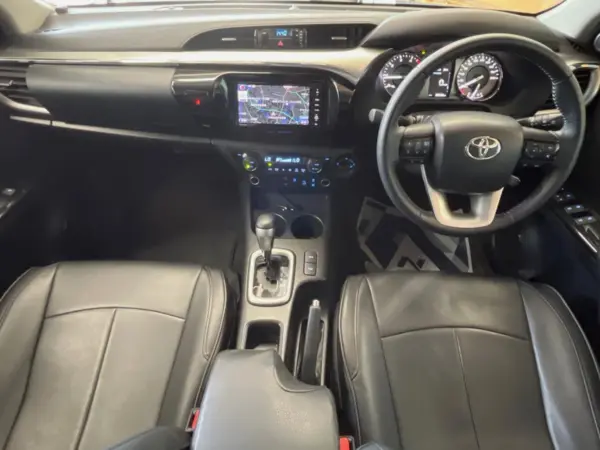 2022 Toyota Hilux — photo 2 | Tuminion Kenya