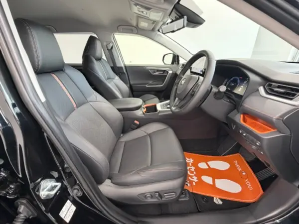 2025 Toyota  Rav4 — photo 7 | Tuminion Kenya