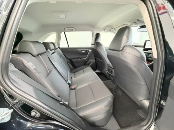 2025 Toyota  Rav4 — photo 8 | Tuminion Kenya