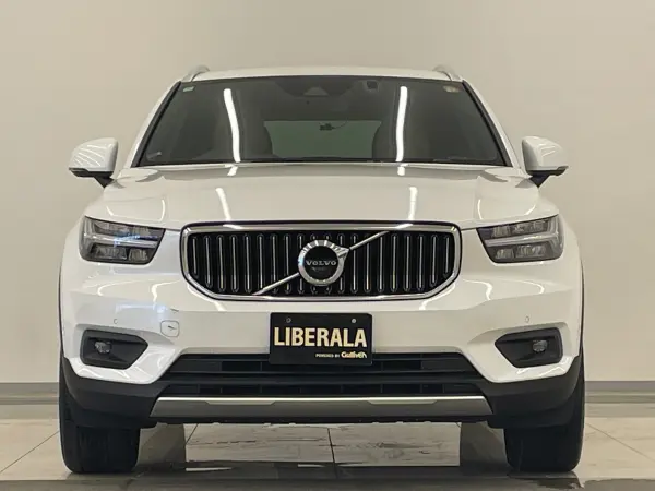 2022 Volvo Xc40 — photo 8 | Tuminion Kenya