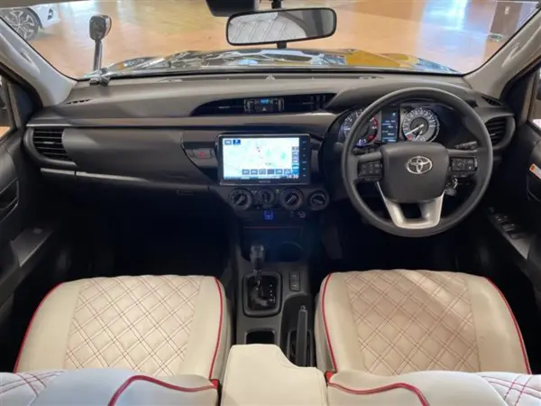 2023 Toyota Hilux — photo 2 | Tuminion Kenya