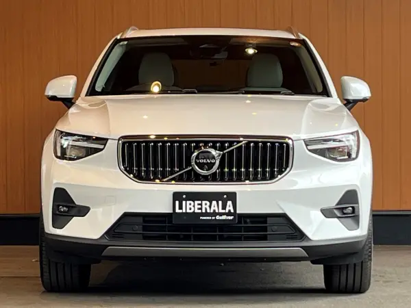 2024 Volvo Xc40 — photo 9 | Tuminion Kenya