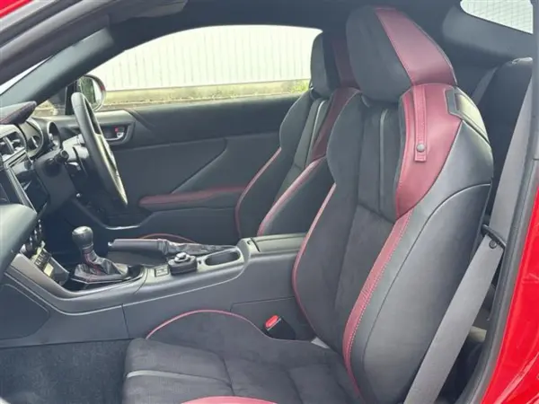 2025 Subaru Brz — photo 8 | Tuminion Kenya