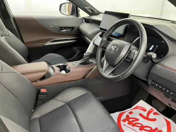 2023 Toyota Harrier — photo 7 | Tuminion Kenya