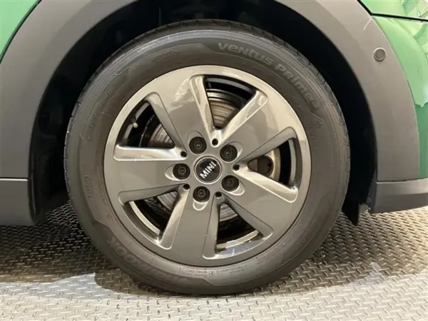 2023 Mini Cooper — photo 8 | Tuminion Kenya