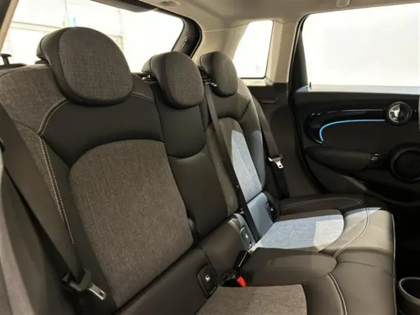 2023 Mini Cooper — photo 2 | Tuminion Kenya