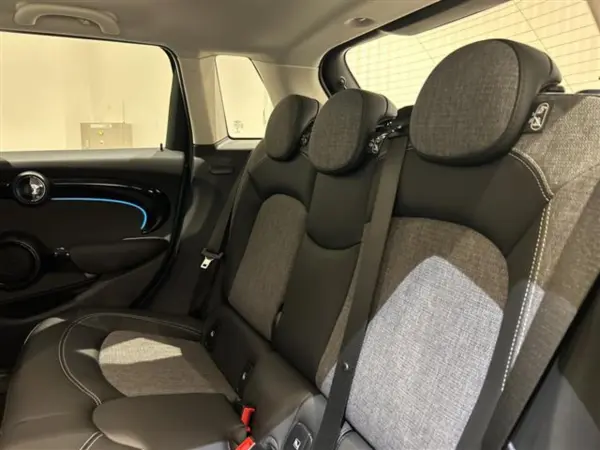 2023 Mini Cooper — photo 3 | Tuminion Kenya