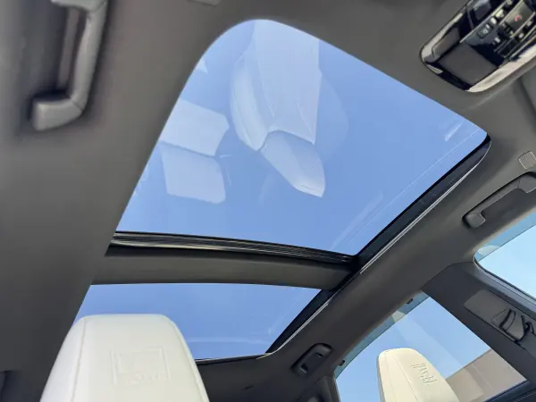 2025 Lexus Rx — photo 8 | Tuminion Kenya