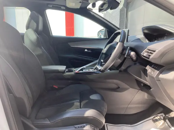 2022 Peugeot 3008 — photo 7 | Tuminion Kenya