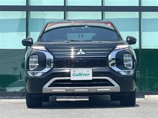 2023 Mitsubishi Outlander — photo 8 | Tuminion Kenya