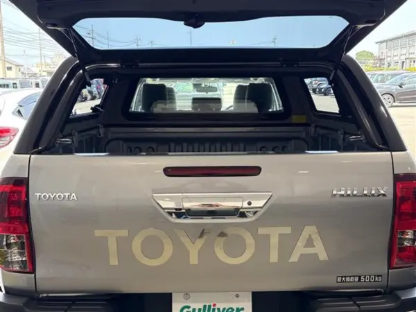 2018 Toyota Hilux — photo 8 | Tuminion Kenya