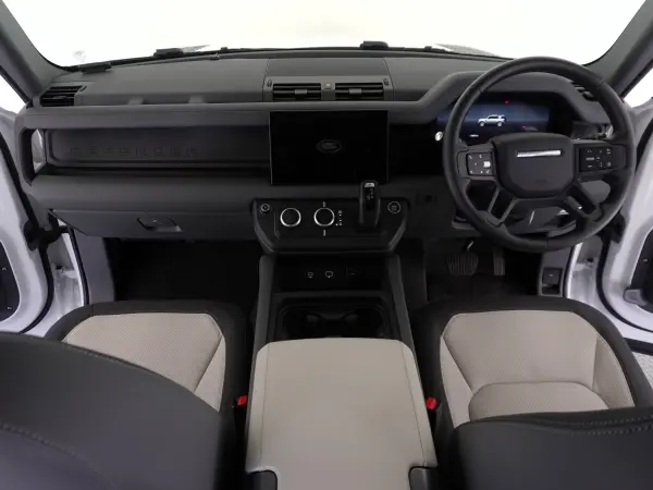 2024 Landrover Defender — photo 7 | Tuminion Kenya
