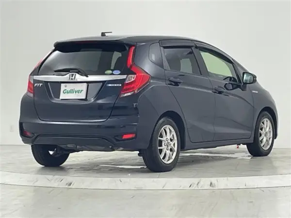 2018 Honda Fit — photo 9 | Tuminion Kenya