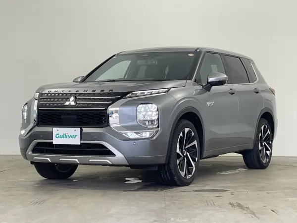 2023 Mitsubishi Outlander — photo 9 | Tuminion Kenya