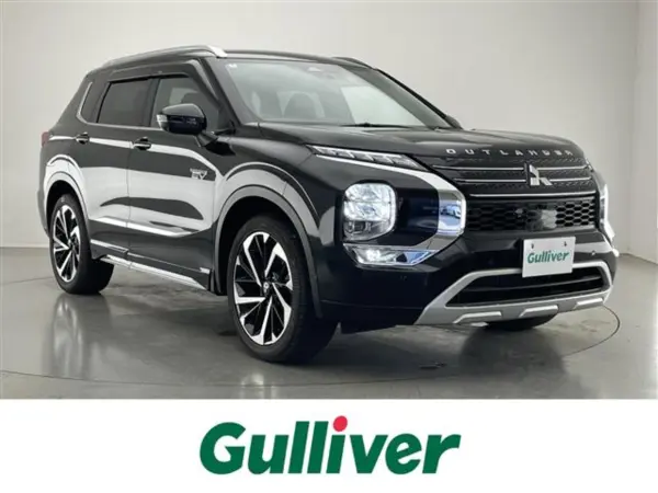 2022 Mitsubishi Outlander — photo 1