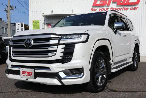 2025 Toyota Landrcuiser 300 — photo 7 | Tuminion Kenya
