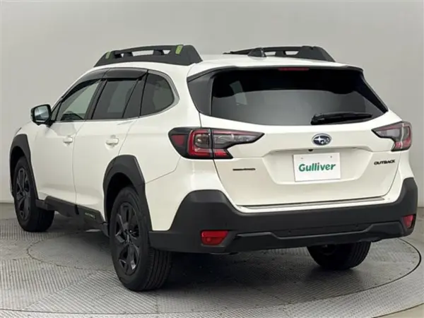 2023 Subaru Legacy Outback — photo 7 | Tuminion Kenya