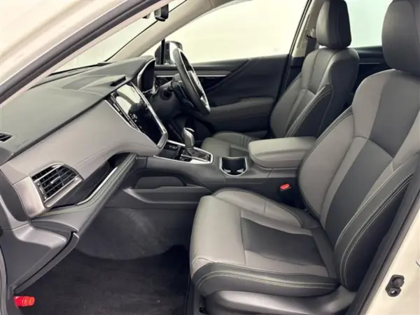 2023 Subaru Legacy Outback — photo 9 | Tuminion Kenya