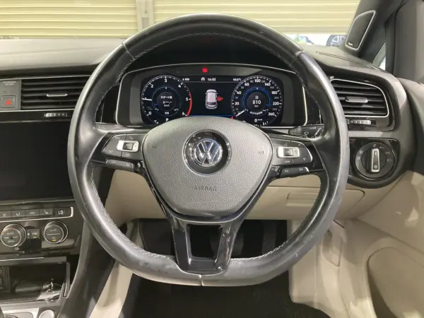 2020 Volkswagen Golf — photo 3 | Tuminion Kenya