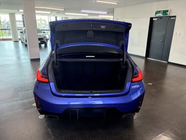 2025 Bmw 3 Series — photo 7 | Tuminion Kenya