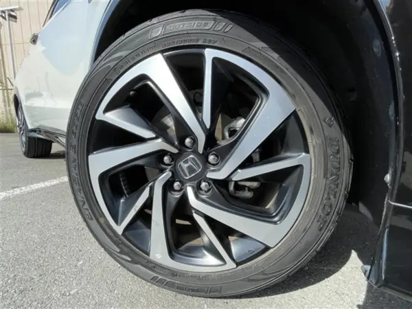 2019 Honda Vezel — photo 8 | Tuminion Kenya