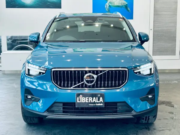 2022 Volvo Xc40 — photo 8 | Tuminion Kenya