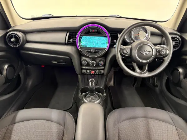 2018 Mini Cooper — photo 2 | Tuminion Kenya