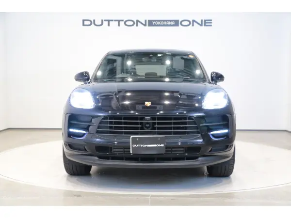 2021 Porsche Macan — photo 7 | Tuminion Kenya
