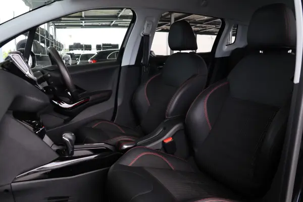 2018 Peugeot 2008 — photo 9 | Tuminion Kenya
