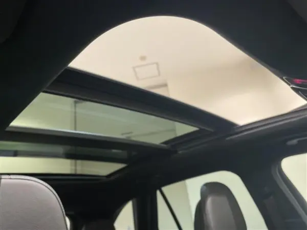 2023 Mercedes-benz Glc — photo 2 | Tuminion Kenya