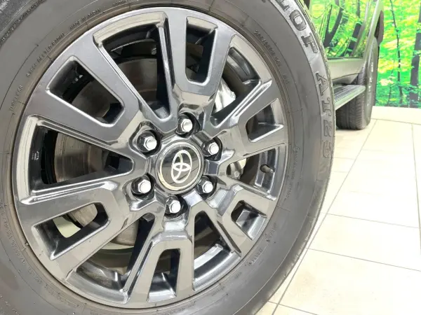 2025 Land Cruiser 250 — photo 9 | Tuminion Kenya