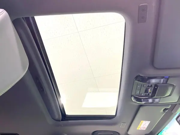 2025 Land Cruiser 250 — photo 3 | Tuminion Kenya
