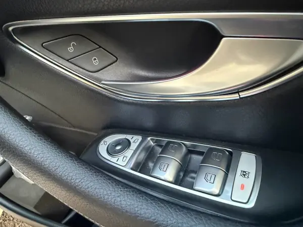 2018 Mercedes E Class — photo 8 | Tuminion Kenya