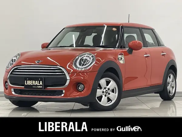 2020 Mini 5-Door DCT Navigation PKG