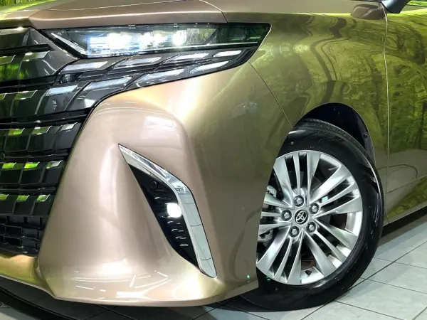 2025 Toyota Alphard — photo 8 | Tuminion Kenya