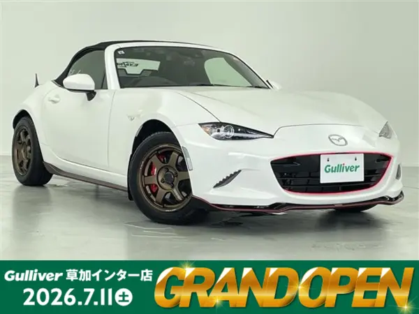 2021 Mazda Roadster — photo 1