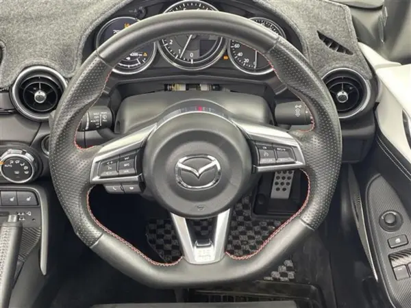2021 Mazda Roadster — photo 2 | Tuminion Kenya
