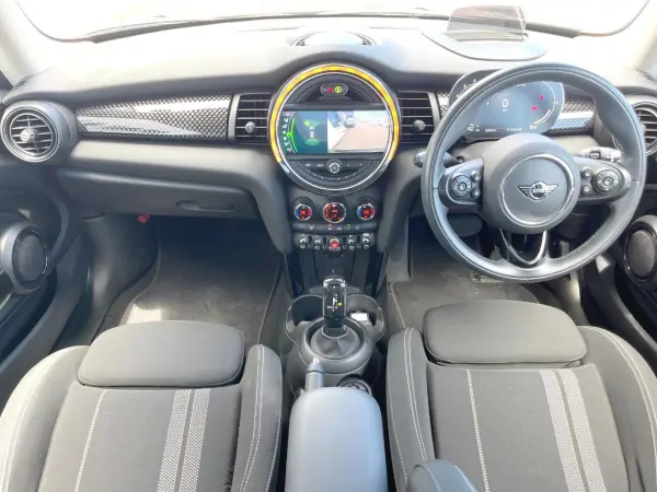 2021 Mini Cooper — photo 2 | Tuminion Kenya