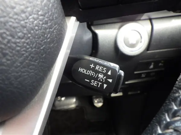 2024 Toyota Hilux — photo 7 | Tuminion Kenya